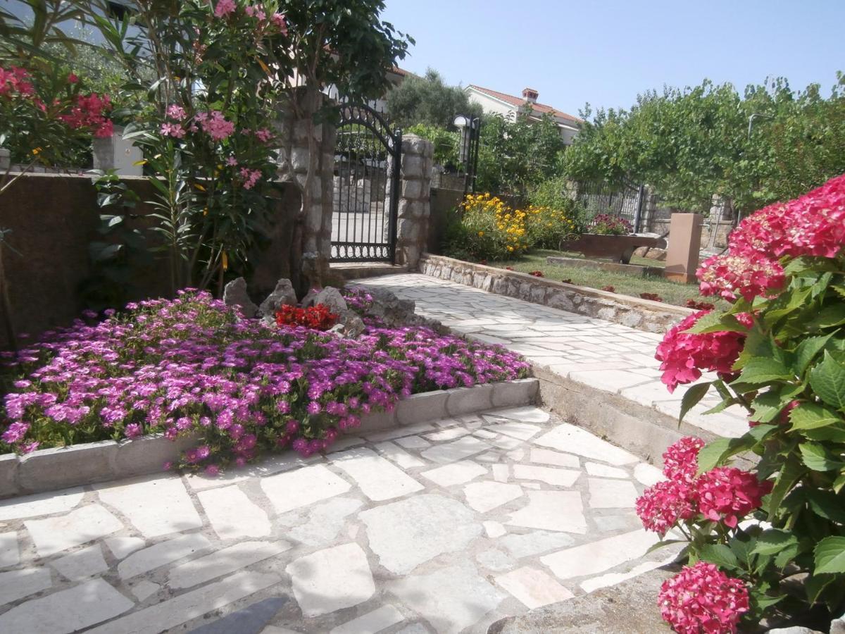 Apartments Mira Krk كرك المظهر الخارجي الصورة