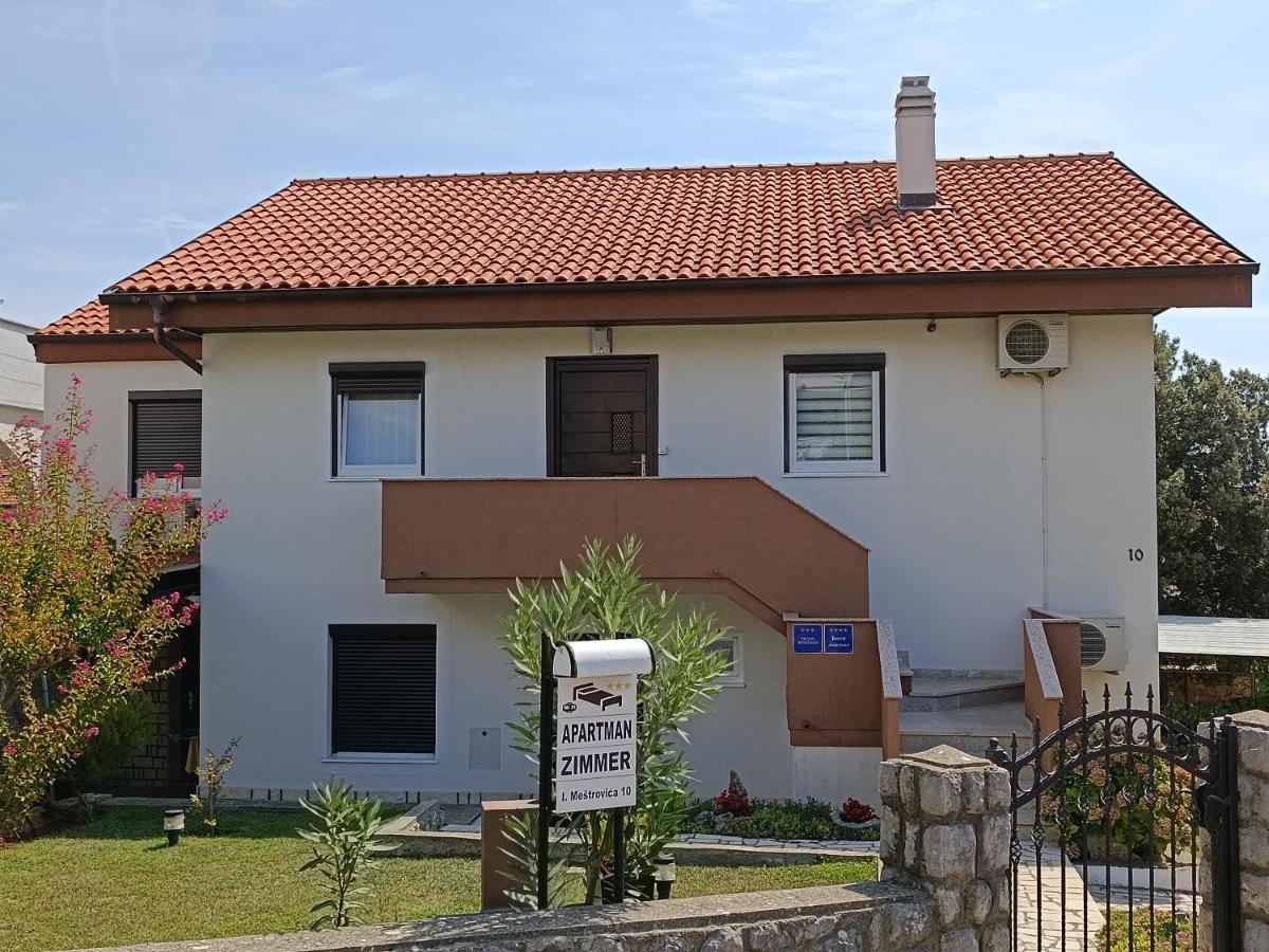Apartments Mira Krk كرك المظهر الخارجي الصورة